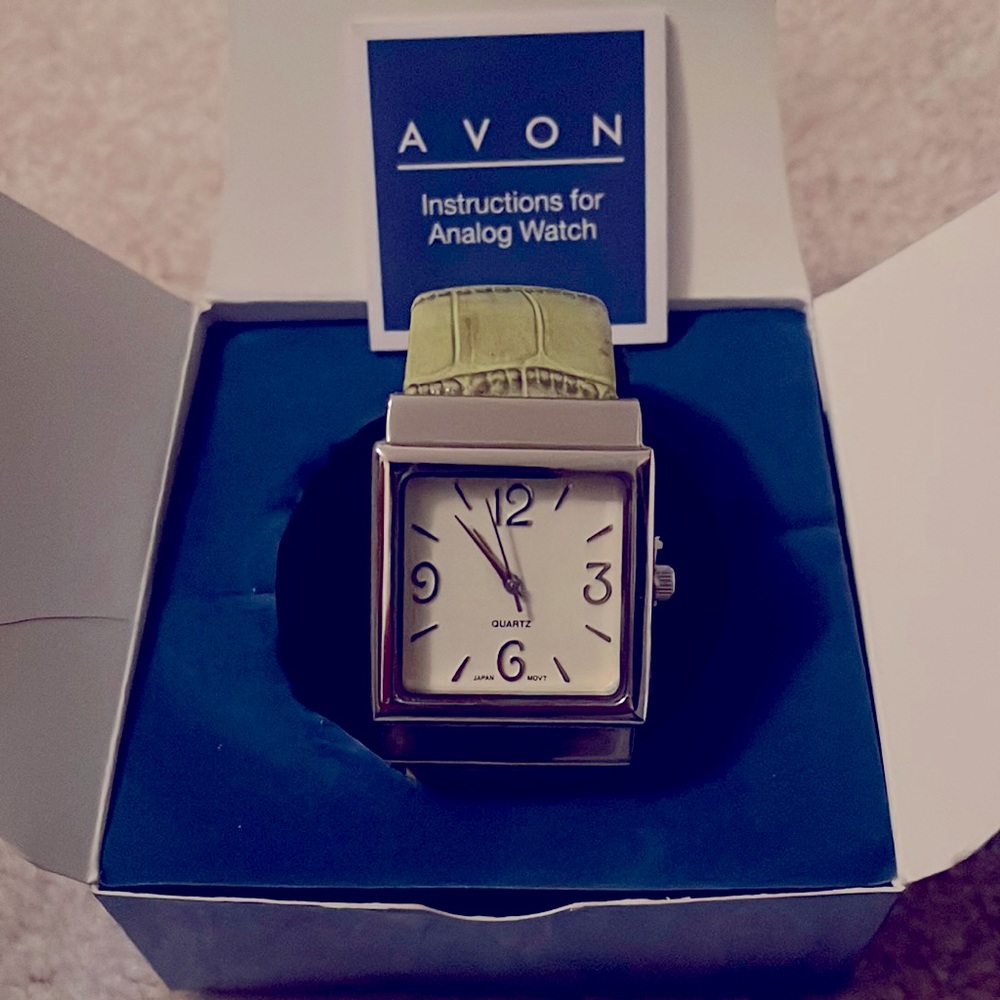 Avon analog watch
